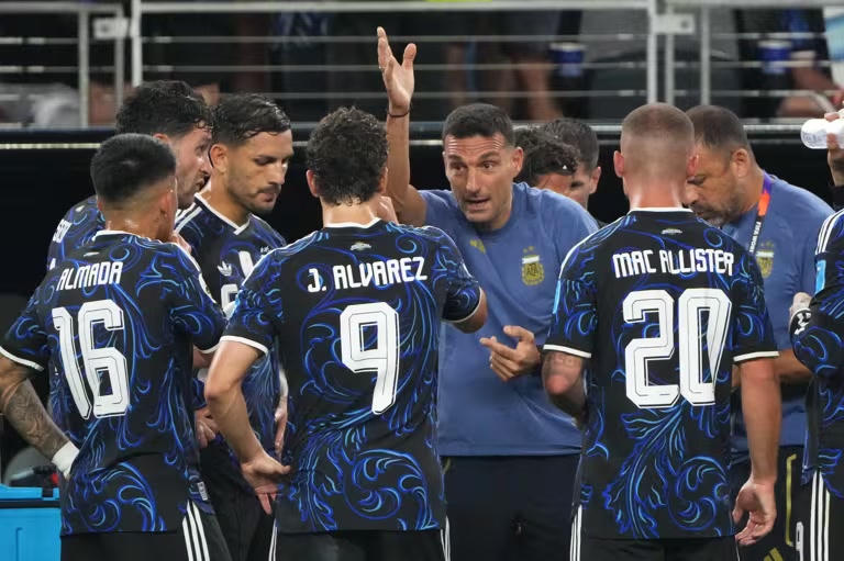 HLV Lionel Scaloni, chưa muốn Argentina vội sớm dừng cuộc chơi ở World Cup 2026 (Ảnh FIFA)