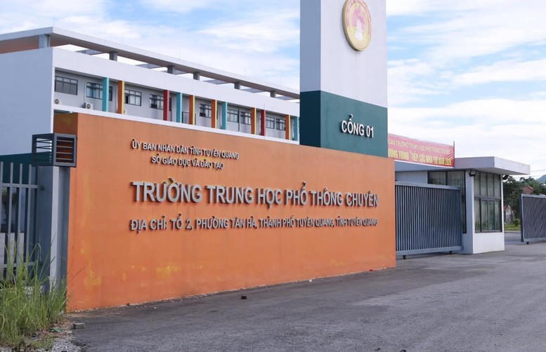 Phó Thủ tướng yêu cầu làm rõ vụ điểm thi Toán bất thường ở Tuyên Quang trước 9/7 Phó Thủ tướng yêu cầu làm rõ vụ điểm thi Toán bất thường ở Tuyên Quang trước 9/7