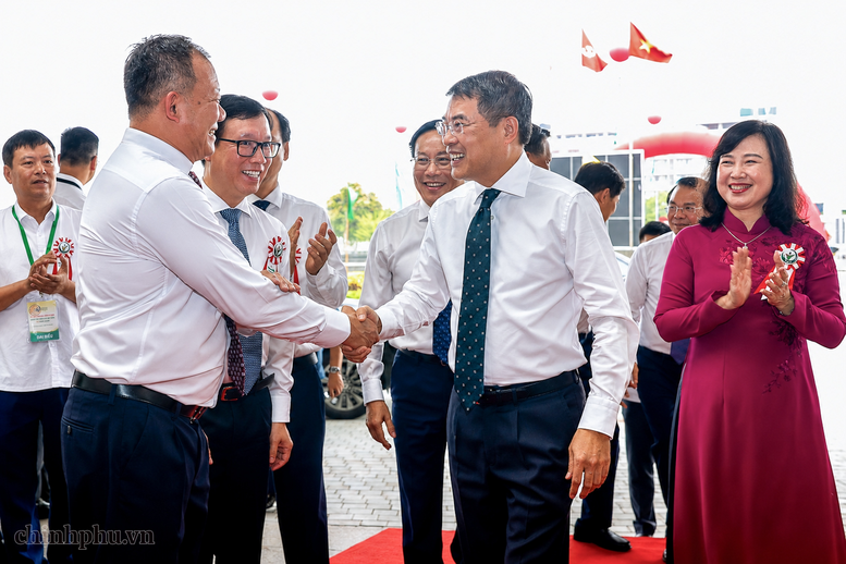 Thủ tướng Lê Minh Hưng: Xây dựng những bệnh viện hiện đại và hình thành hệ sinh thái y tế phát triển đồng bộ- Ảnh 1.