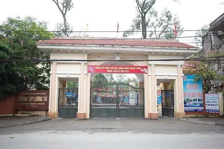 Trường THPT Lương Tài báo cáo vụ 'thi thử 2,7 điểm, thi thật 9,5 điểm môn Toán' Trường THPT Lương Tài báo cáo vụ 'thi thử 2,7 điểm, thi thật 9,5 điểm môn Toán'