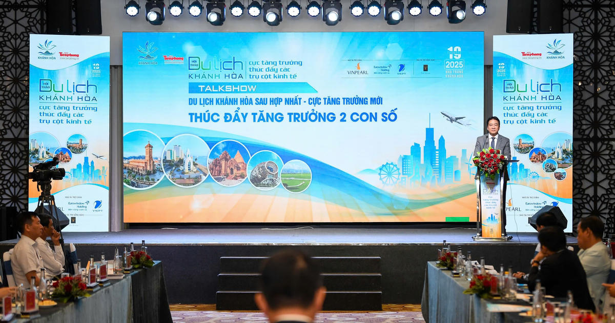 Xác lập vai trò cực tăng trưởng của du lịch Khánh Hòa - Báo Pháp luật Việt Nam