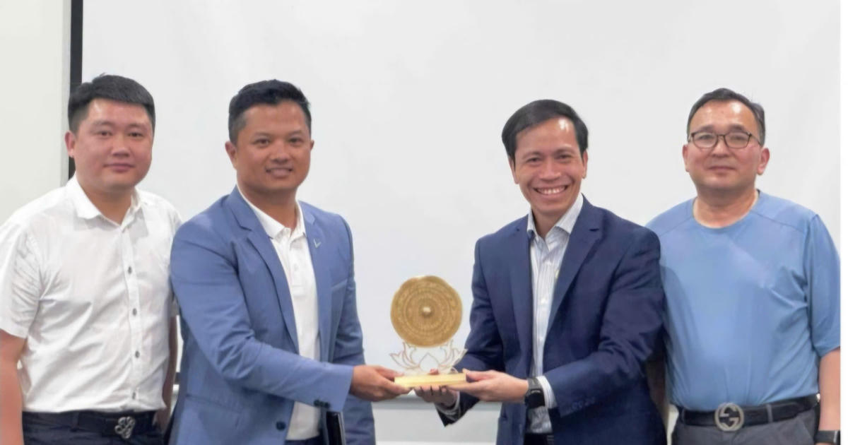 KCN Hải Long và Phương Đỉnh hợp tác phát triển chuỗi cung ứng linh kiện ô tô miền Bắc