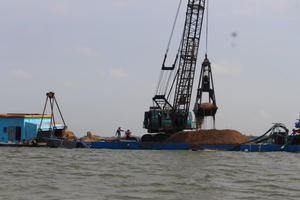 Khó tin nhưng có thật: Đại gia Sài Gòn "đặt lệnh" hơn 2.800 tỷ đồng đấu giá mỏ cát trên sông Tiền, gấp 390 lần khởi điểm