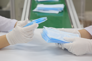 Công ty du lịch, lọc nước nhảy sang làm khẩu trang y tế