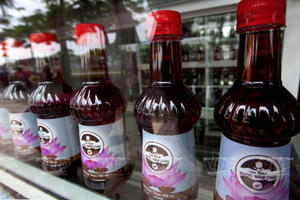 Chặng đường hồi sinh gian nan của thương hiệu nước mắm trăm năm