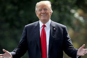 Là Tổng thống giàu nhất nước Mỹ, ông Donald Trump tiêu tiền thế nào?