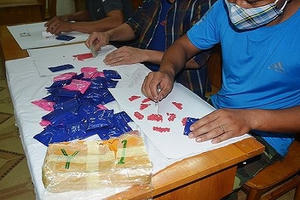 100 chiến sỹ và chó nghiệp vụ truy bắt đối tượng bỏ lại bọc chứa gần 9.000 viên ma túy