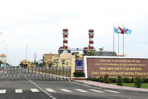 Nhơn Trạch 2 (NT2): Lợi nhuận 6 tháng vượt 30% kế hoạch năm, cổ phiếu tăng kịch trần