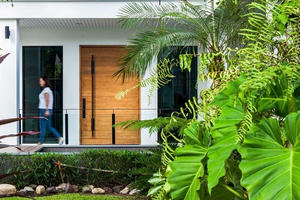 Ngôi nhà màu trắng thanh lịch mang lại cảm giác ấm áp cho chủ nhân