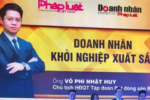 Triệu phú trẻ Võ Phi Nhật Huy nhận giải "Doanh nhân khởi nghiệp xuất sắc"