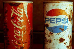 “Sống chết” đọ mùi vị với Coca, nhưng Pepsi lại “báo cảnh sát” khi nhân viên "phản trắc" ở Coca chào bán công thức?