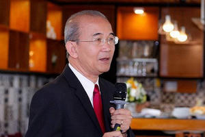 Cựu CEO Trung Nguyên: "Tôi được yêu cầu phải làm thủ tục lạy trước bàn thờ đạo”