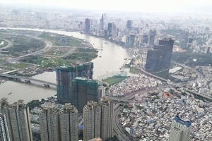 Thị trường bất động sản TP.HCM sụt giảm nghiêm trọng, tiềm ẩn nhiều rủi ro