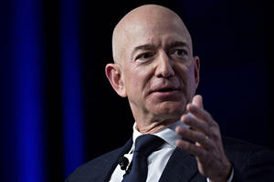 12 câu nói truyền cảm hứng nhất của nhà sáng lập Amazon Jeff Bezos mà nhất định những người kinh doanh phải biết