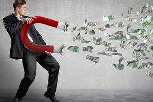 Dragon Capital: Hàng trăm triệu USD tiền gửi ngân hàng sẽ đáo hạn nửa cuối năm 2023, nhà đầu tư nên tận dụng cơ hội tích luỹ cổ phiếu