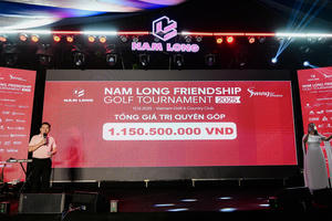 Hơn 1,15 tỷ đồng chắp cánh sinh viên tài năng từ chương trình học bổng Swing for Dreams