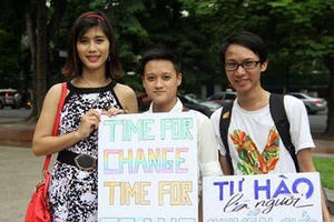 Chờ luật để chuyển giới tính