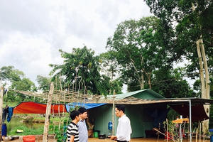 Kon Tum: Vị Chủ tịch xã với "cuộc chiến" xây nhà trái phép trên vùng biên