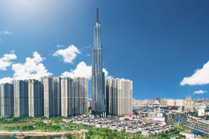 Vinhomes (VHM) báo lãi 11.000 tỷ đồng sau 6 tháng, lượng tiền mặt tăng 69%