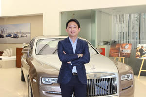 Người đầu tiên đưa Rolls-Royce về Việt Nam tiết lộ 4 nguyên tắc vàng nếu muốn bán biệt thự, xe sang, du thuyền cho người giàu