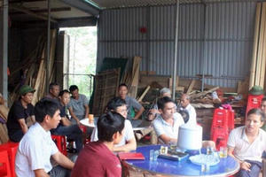 Đối tượng tổ chức đưa người đi nước ngoài trái phép sẽ chịu hình phạt nào?