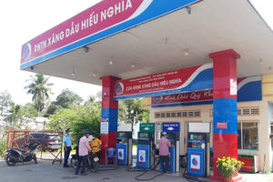 Đề xuất cho phép cửa hàng bán lẻ xăng dầu có thể lấy hàng từ 3 đầu mối