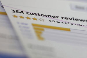 Amazon dùng AI để đối phó với đánh giá giả mạo