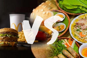 Nhiều chuỗi thức ăn nhanh chật vật ở Việt Nam: Do gặp phải đối thủ khó xơi là loại "thức ăn tia chớp" này?
