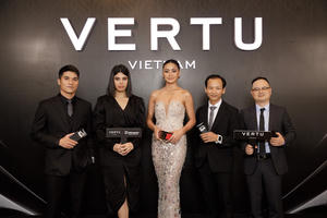 Hành trình Di Động Việt mang thương hiệu Vertu trở lại thị trường Việt Nam