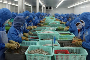 Mỹ đòn điểm huyệt, Trung Quốc siết chặt, thách thức trụ cột của Việt Nam