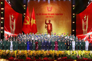 Đoàn Bộ Tư pháp dự Đại hội Thi đua yêu nước toàn quốc lần thứ XI