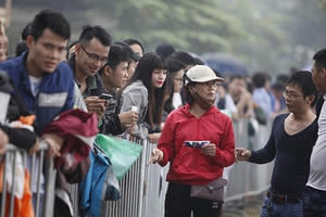 Phe vé trận Việt Nam - Philippines sẵn sàng mua lại 7 triệu đồng/cặp