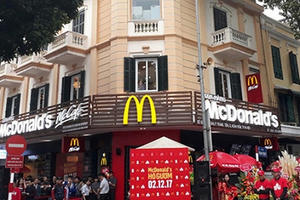 Mở một nhà hàng nhượng quyền McDonald's, KFC, Pizza Hut... phải bỏ ra bao nhiêu tiền?