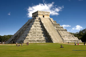 Chichen Itza - thành cổ bí ẩn của người Maya