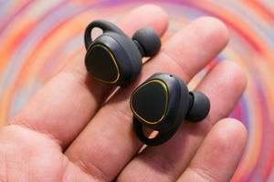 Samsung mang Gear Icon X 2018 về VN, cạnh tranh Apple AirPods và Bose