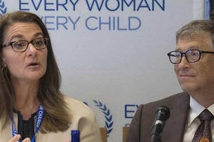 Tỉ phú Bill Gates tặng 100 triệu USD để chống dịch Corona