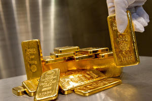 Chuyên gia cho rằng giá vàng hiện khó đoán "như tung đồng xu"