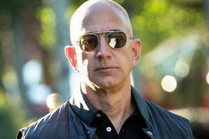 Microsoft vượt Amazon trở thành công ty lớn thứ 2 nước Mỹ về giá trị thị trường