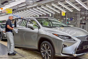 Toyota tạm dừng 5 nhà máy sản xuất tại Nhật vì đại dịch covid-19