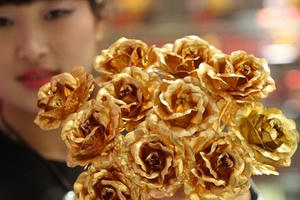 Giá vàng hôm nay 11/11: Lao dốc không phanh, xuống mức thấp nhất trong vòng 4 tuần qua