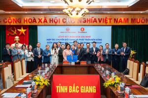 UBND tỉnh Bắc Giang và Vingroup ký kết hợp tác thúc đẩy chuyển đổi xanh, chuyển đổi số 