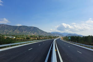 Lai Châu đề xuất đẩy nhanh đầu tư cao tốc Bảo Hà - Lai Châu dài 163 km