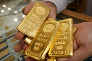 Giá vàng tuần tới sẽ tăng trước áp lực từ thương chiến Mỹ - Trung