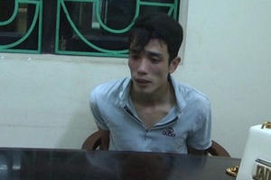 Một mình trên đường đêm, cô gái trẻ thành 'mồi' cho 2 tên cướp