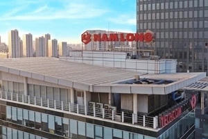 Nam Long (NLG) chốt quyền chào bán 100 triệu cổ phiếu, giá thấp hơn 37% thị giá