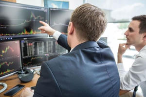 Chân dung các nhà đầu tư chứng khoán nước ngoài: Buồn, vui dòng vốn ngoại tại các ngân hàng Việt