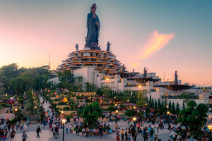 Du lịch tâm linh và Vesak 2025 mang đến nhiều cơ hội lớn cho Tây Ninh