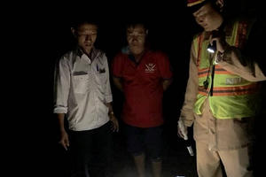 Kon Tum: Thu giữ hơn 340 thực phẩm bẩn trên xe khách Bắc - Nam