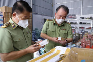 Thanh, kiểm tra hơn 1.200 vụ buôn lậu, gian lận thương mại trong tháng 4/2022