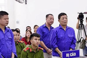 Sáng nay (25/7), Hưng "kính" lại hầu tòa vụ bảo kê chợ Long Biên